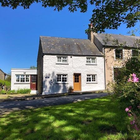 Granston Cottage ภายนอก รูปภาพ